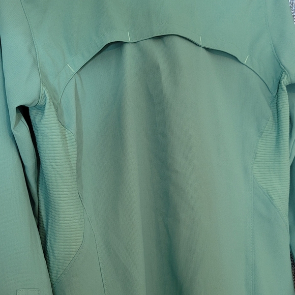 Columbia sportswear company titanium long sleeve shirt - Picture 15 of 17